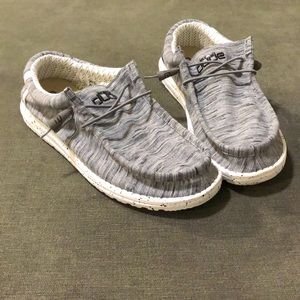 Hey dudes Wally stretch fleece sz 9 stone white